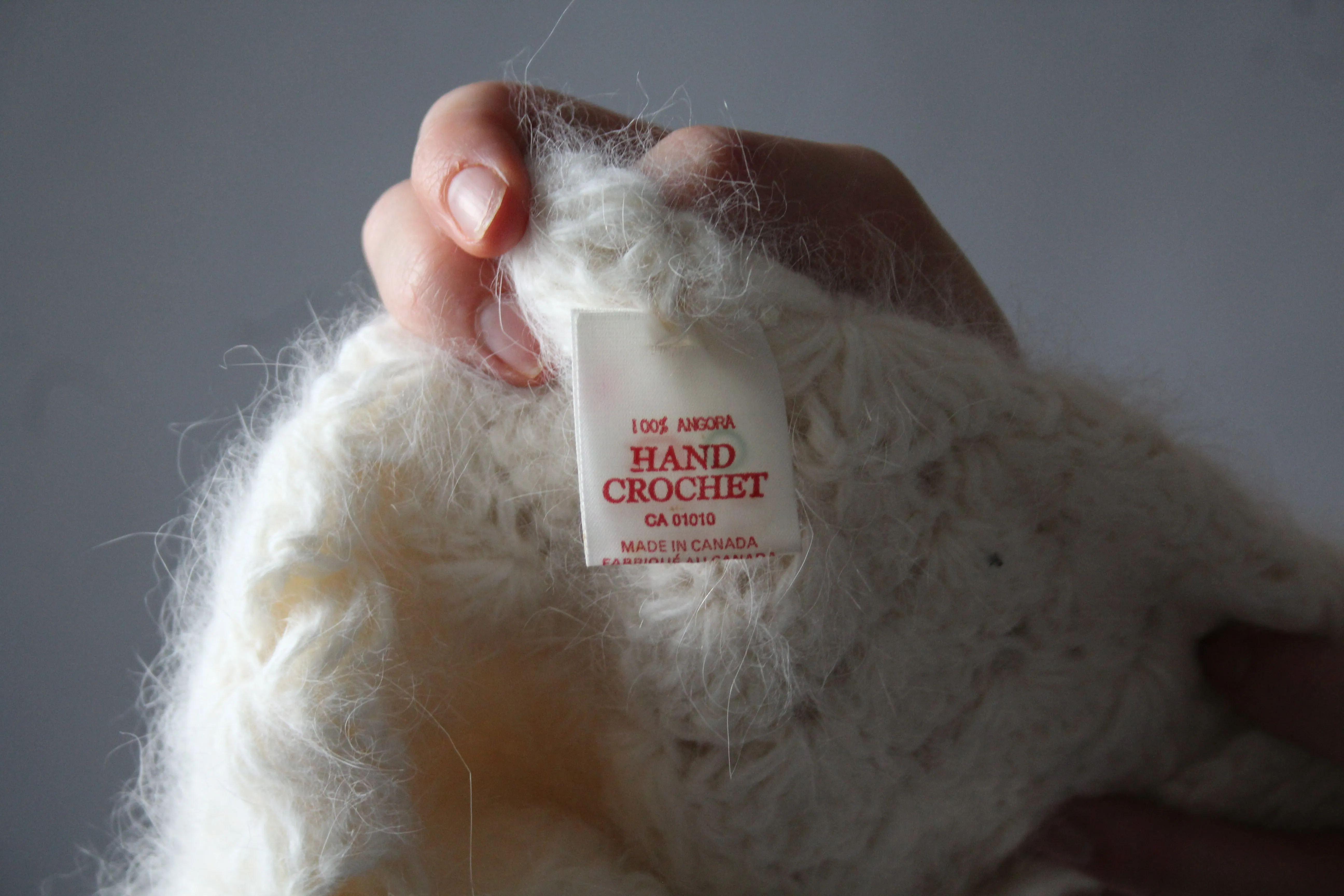80s White 100% Angora Hand Crocheted Beret