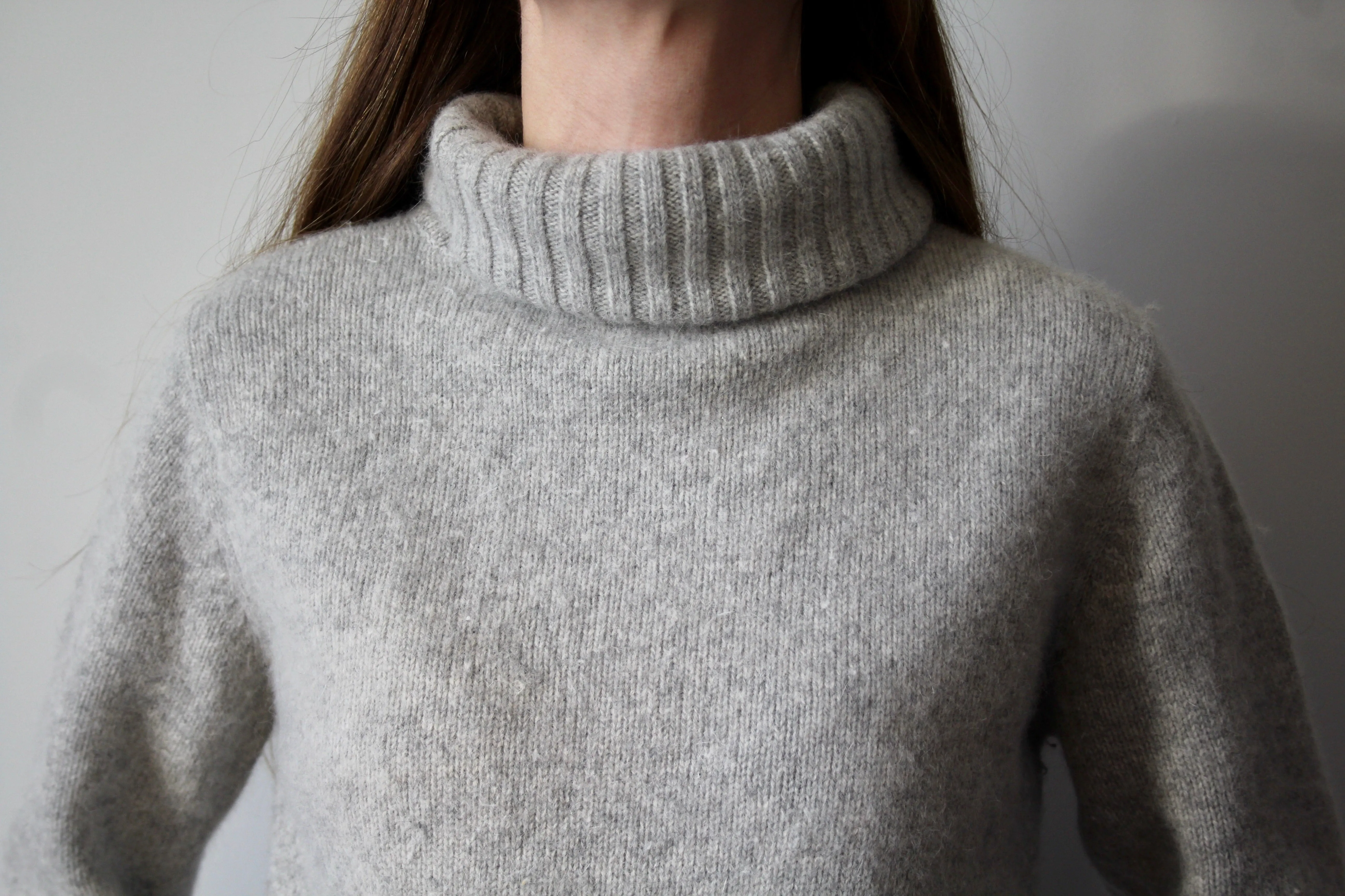 90s Angora-Blend Heather Grey Turtleneck