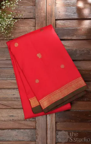 Bridal red  kanjivaram saree with small border