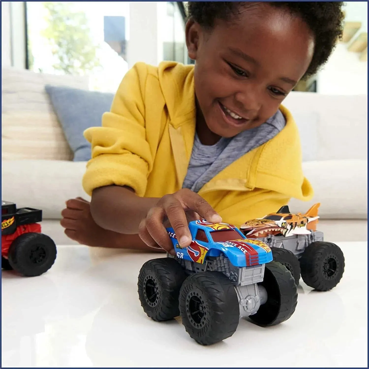 Hot Wheels - Monster Trucks (Styles Vary) HDX60