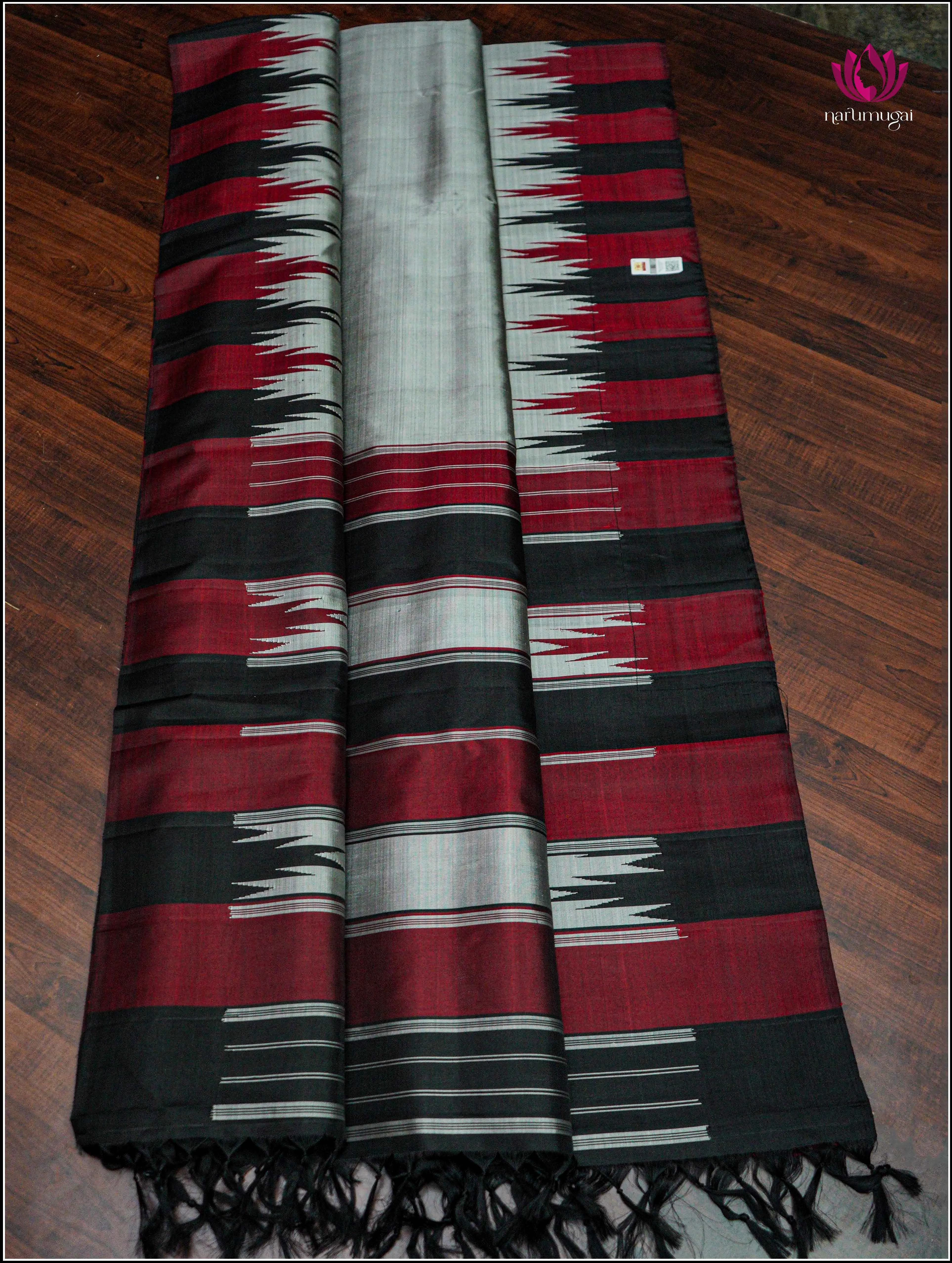 Kanjivaram Silk Saree in Gray with Temple Border - Silk Mark Certified
