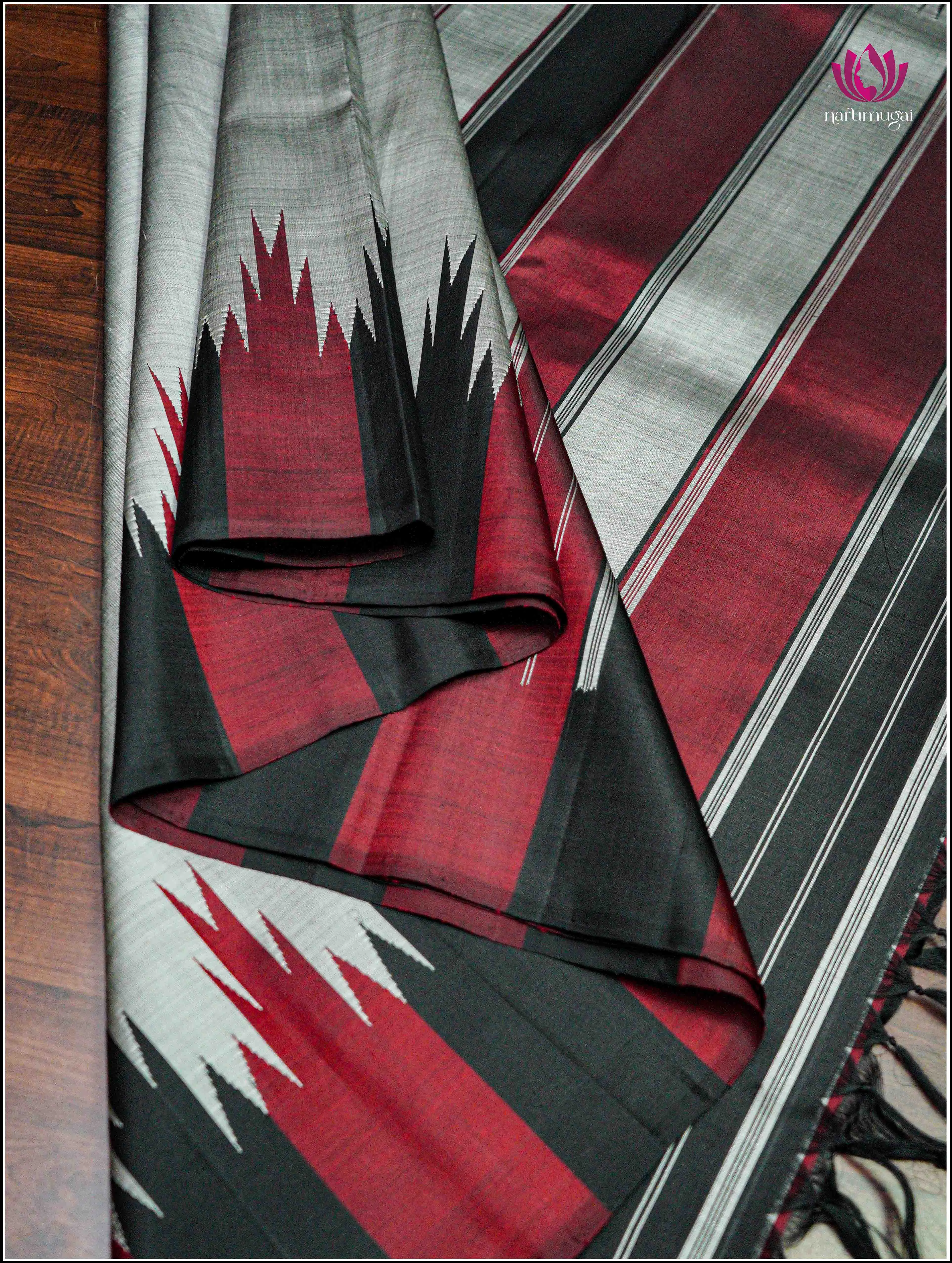 Kanjivaram Silk Saree in Gray with Temple Border - Silk Mark Certified