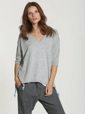 Luxe Boathouse Vee - Grey
