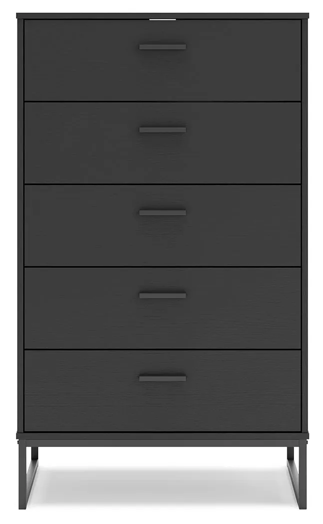 Socalle Full Platform Bed with Dresser and Chest in Black