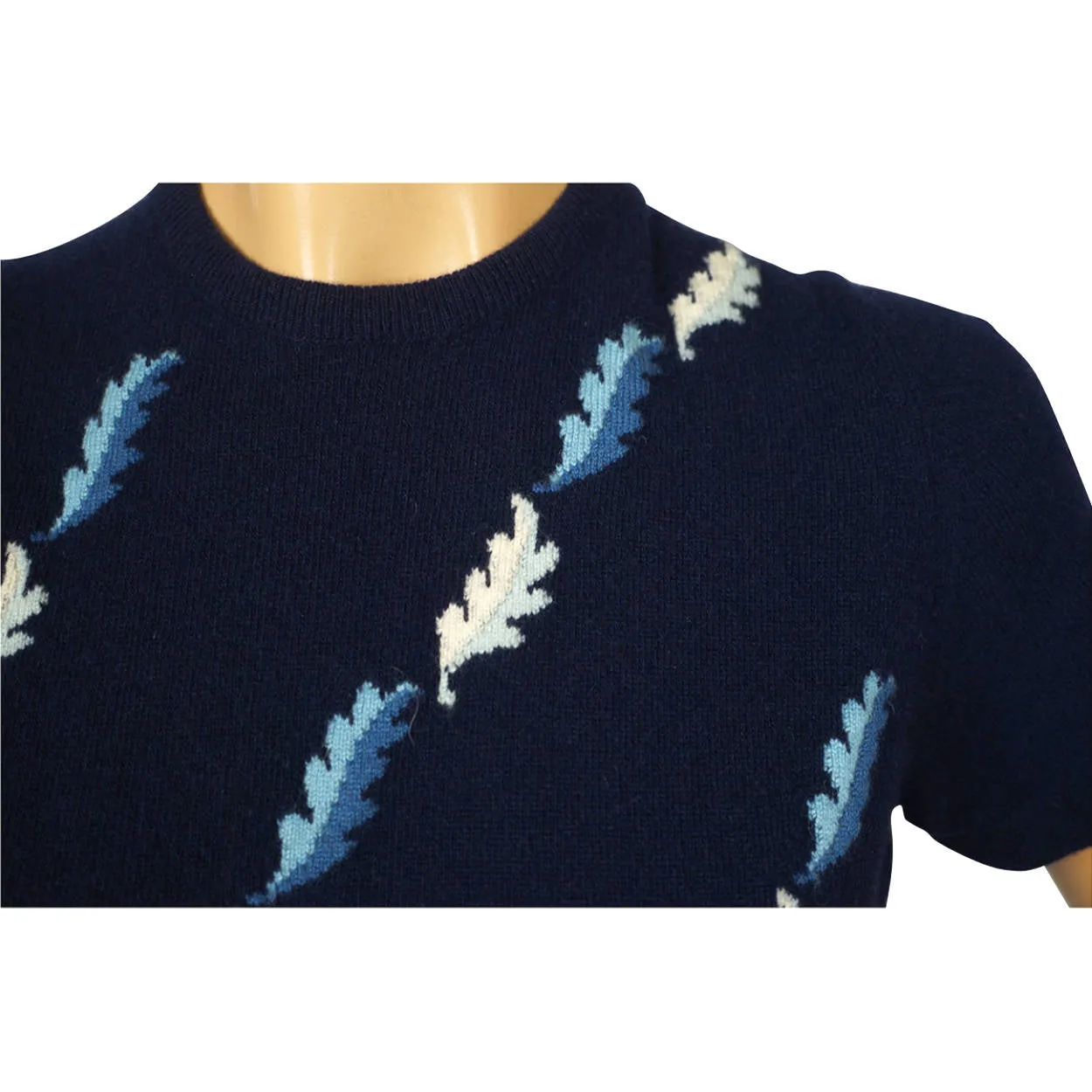 Vintage 1960s Blue Cashmere Pullover Sweater with Oak Leaf Pattern Ladies M